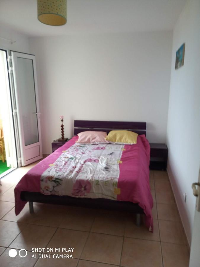 Trois Mares Charmant Studio Dans Le Sud, Ideal Pour Un Couple מראה חיצוני תמונה